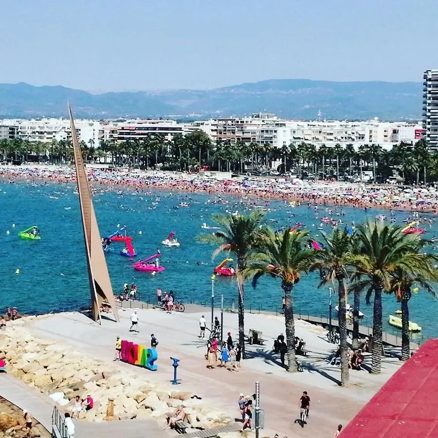 Apartment Hawai , Climatizado, Para Disfrutar De La Playa Salou Spain